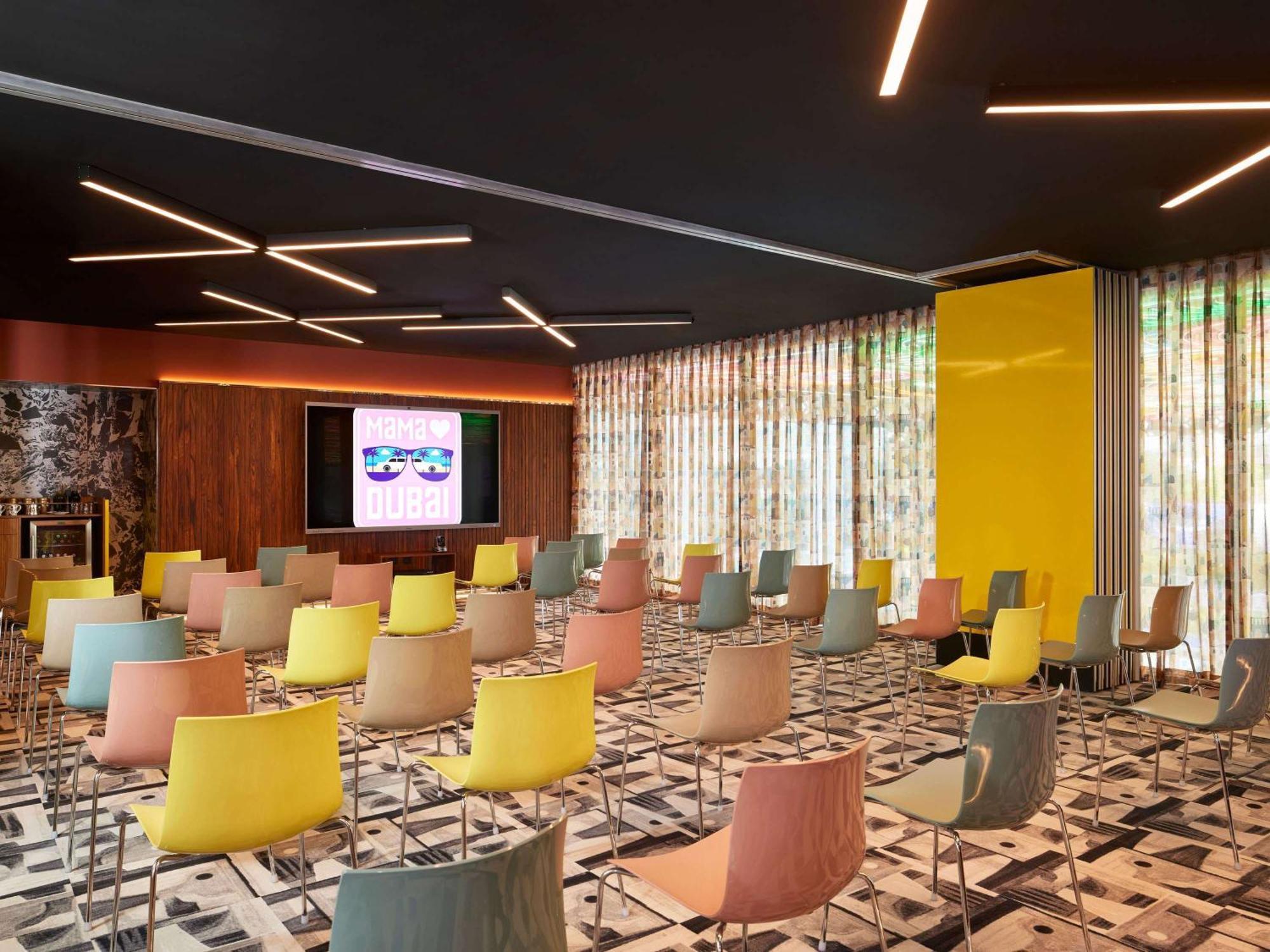 Mama Shelter Dubai Hotel Екстериор снимка